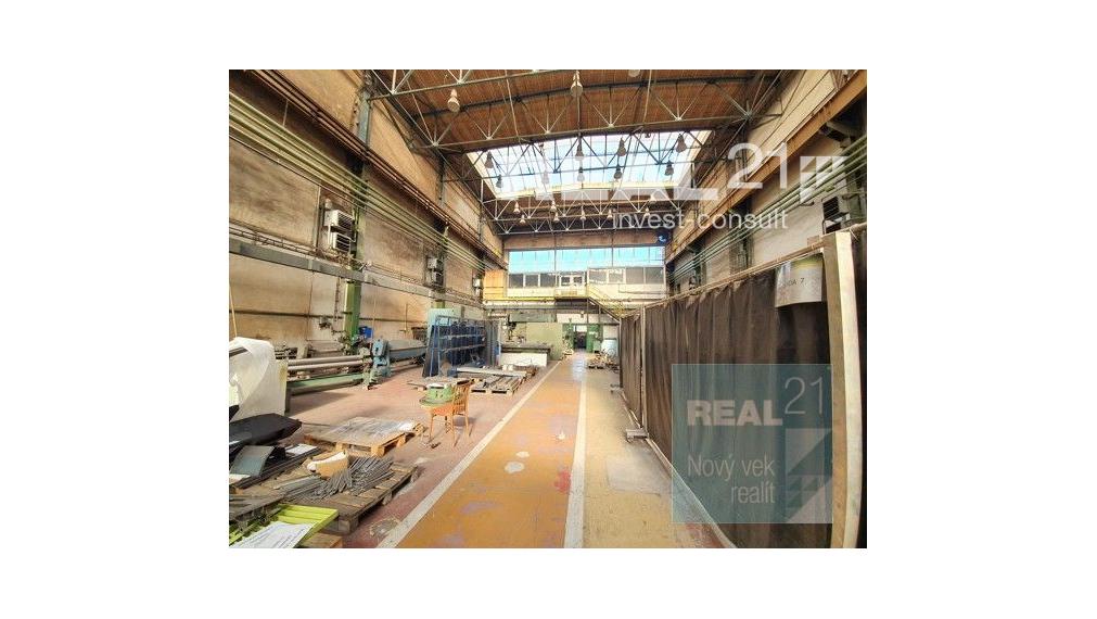 Ponúkame na predaj  výrobno - skladový areál  nachádzajúci sa v meste Martin.