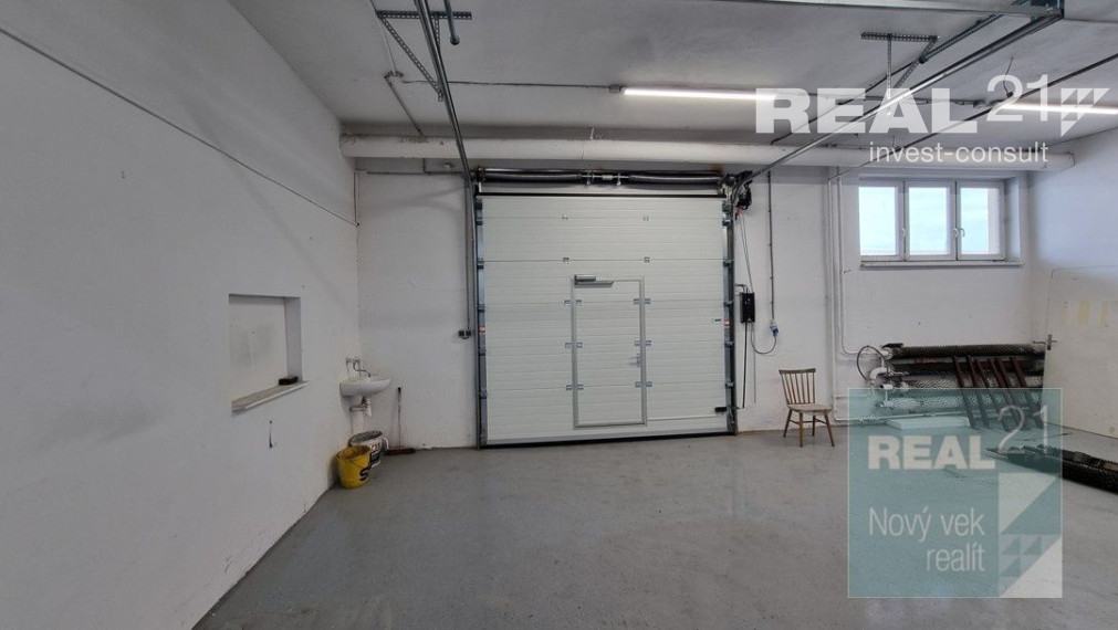 Ponúkame na prenájom výrobné a skladové priestory v meste Martin, v časti Priekopa.