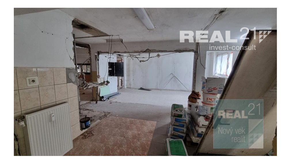 Exkluzívne u nás. Ponúkame na predaj lukratívny obchodný priestor.