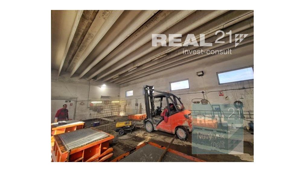 Exkluzívne u nás. Ponúkame na prenájom výrobno-skladový areál nachádzajúci sa v priemyselnej zóne pri ceste na Milochov.