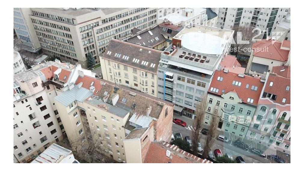 Exkluzívne u nás. Ponúkame na prenájom moderné nadštandardné administratívne priestory na Dobrovičovej ulici 8. v Bratislave.