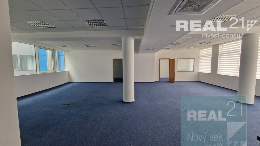 Exkluzívne u nás. Ponúkame na prenájom moderné nadštandardné administratívne priestory na Dobrovičovej ulici 8. v Bratislave.