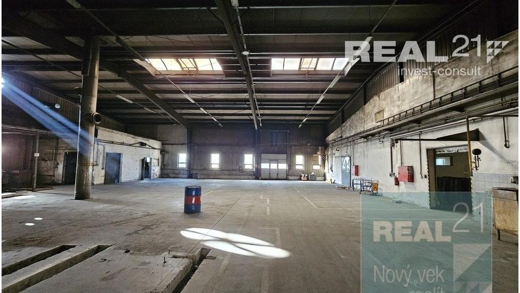 Ponúkame na prenájom výrobné a skladové priestory v modernej hale o ploche 2249 m2.