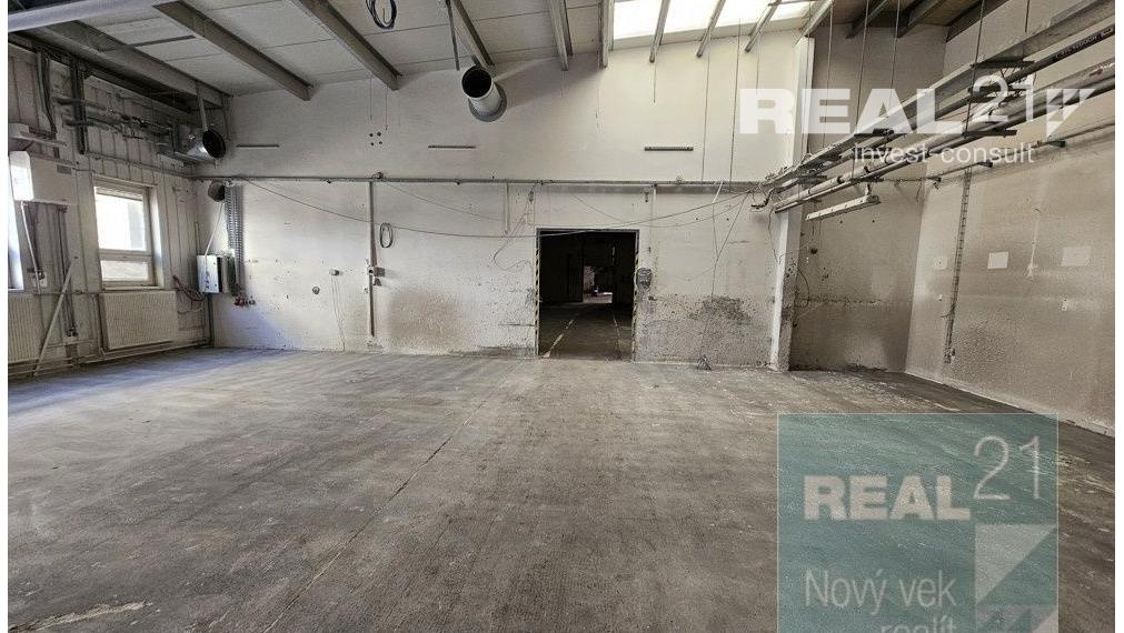 Ponúkame na prenájom výrobné a skladové priestory v modernej hale o ploche 2249 m2.