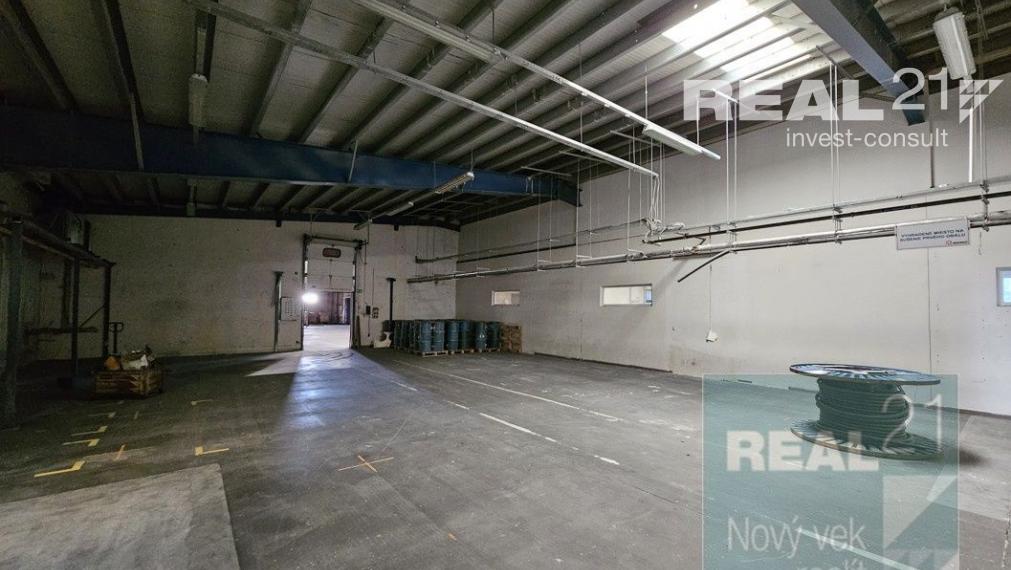 Ponúkame na prenájom výrobné a skladové priestory v modernej hale o ploche 2249 m2.