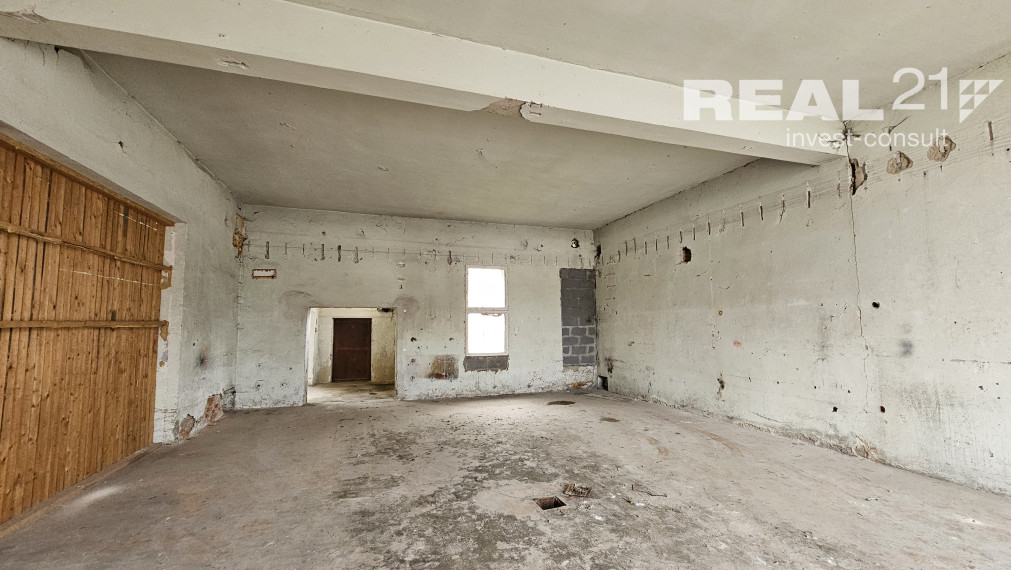 Výrobno-skladové haly na prenájom.