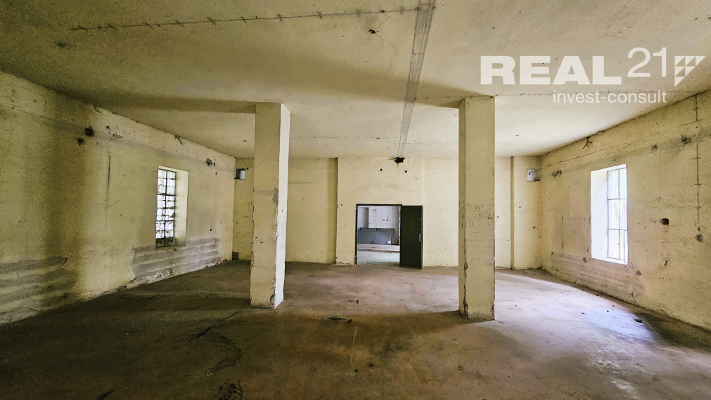 Výrobno-skladové haly na prenájom.