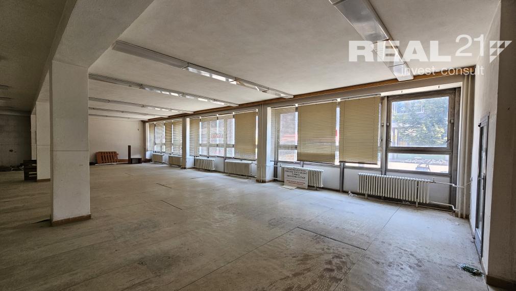 Polyfunkčná budova Považská Bystrica