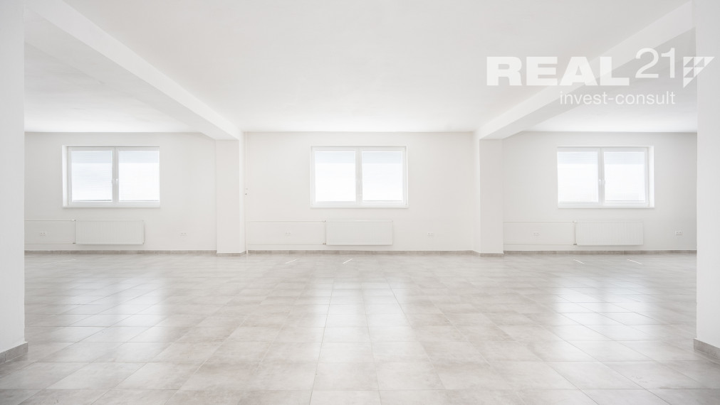 Moderné administratívne a skladové priestory na prenájom.