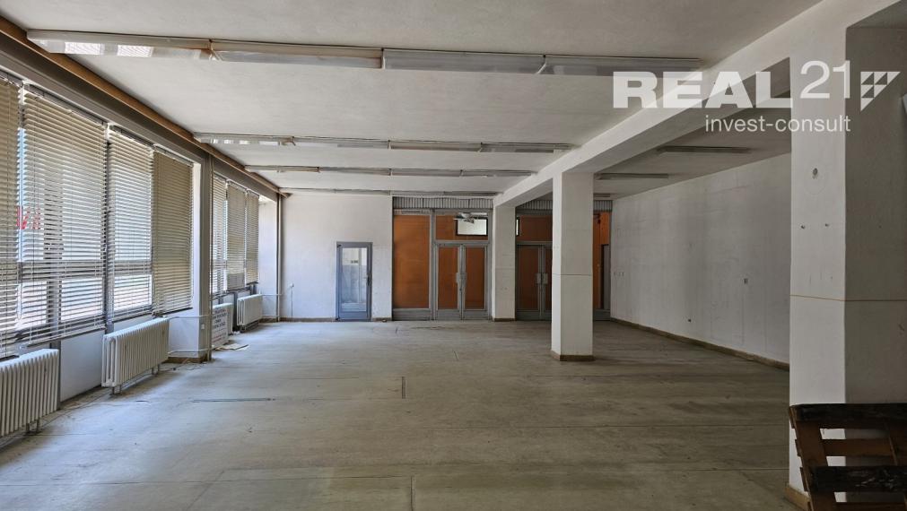 Polyfunkčná budova Považská Bystrica