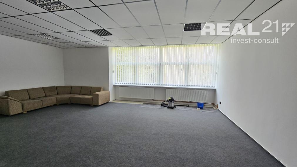 Polyfunkčná budova Považská Bystrica