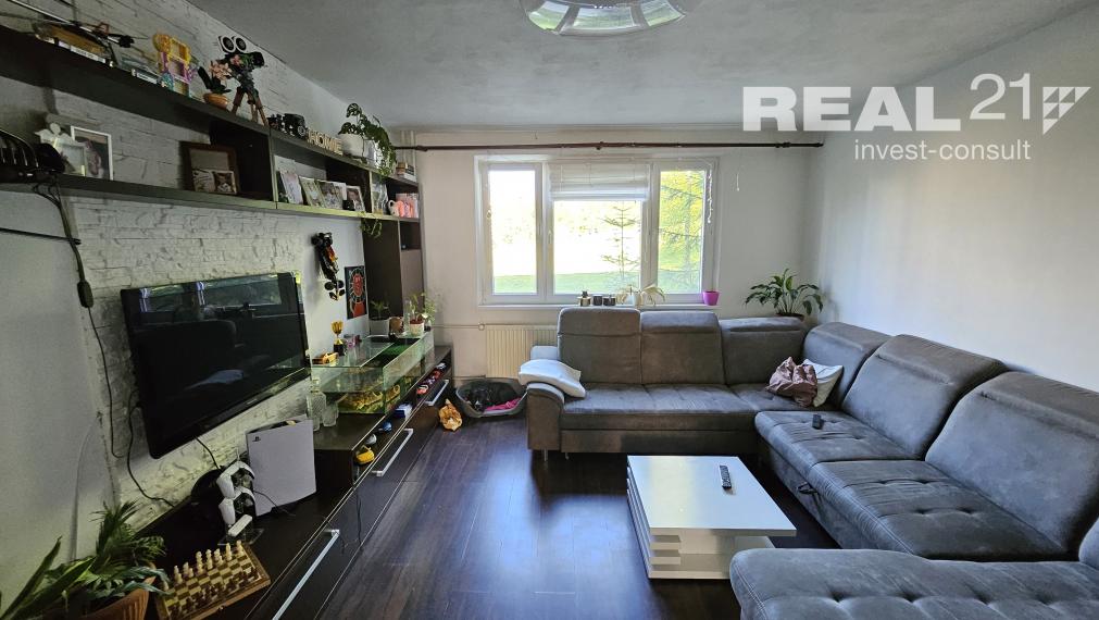 Ponúkame na predaj 3 izbový byt v Považskej Bystrici.