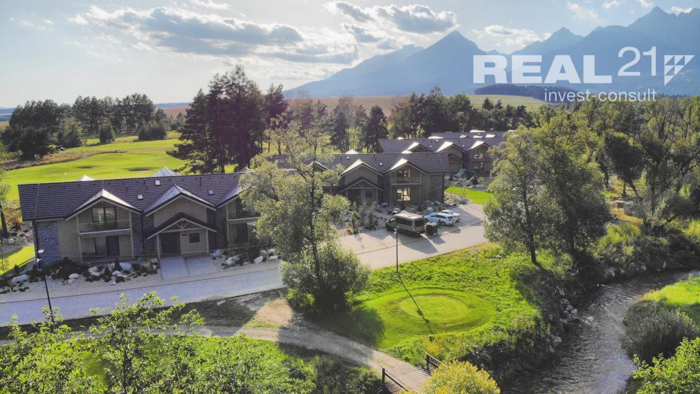 Rezervované! Exkluzívny 3 izbový apartmán s výhľadom na Lomnický štít priamo v srdci golfového areálu Black Stork – Veľká Lomnica. Možný odpočet DPH.