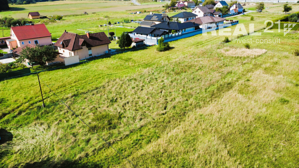 Krásny stavebný pozemok v obci Plevník. 1275m2.