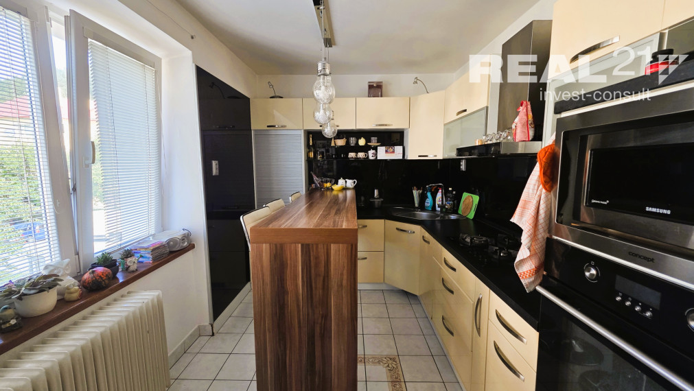 Rezervovane! Pekný dvojizbový byt na sídlisku Lány. 55m2.