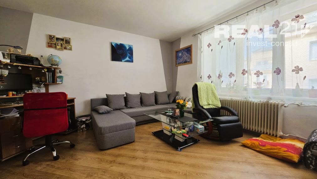 Pekný dvojizbový byt na sídlisku Lány. 55m2.