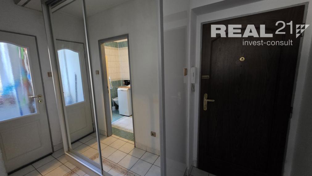 Pekný dvojizbový byt na sídlisku Lány. 55m2.