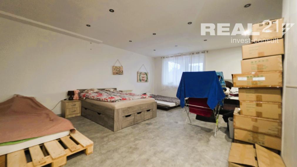 Priestranná novostavba rodinného domu v top lokalite – Považská Bystrica, Jelšové