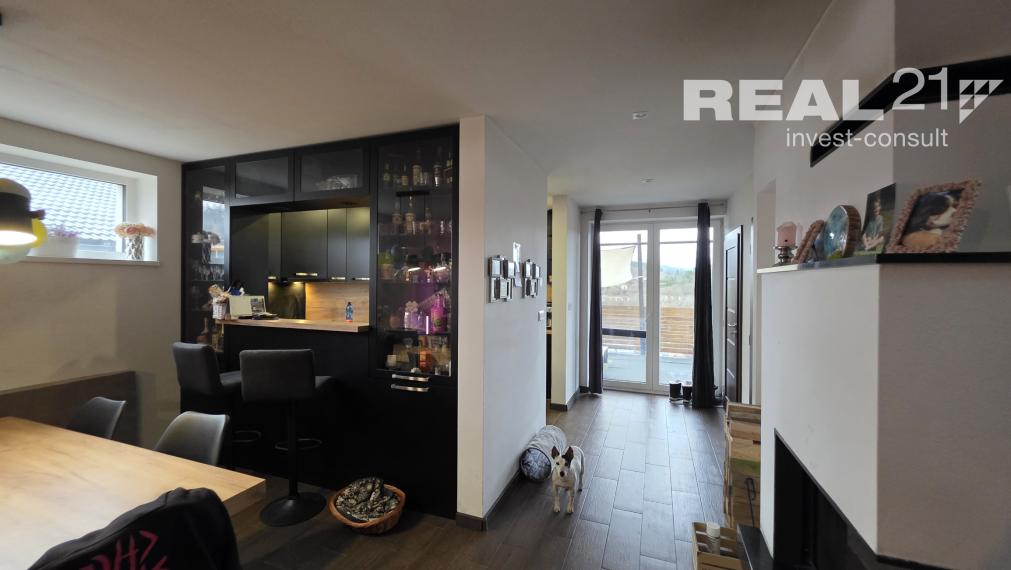 Priestranná novostavba rodinného domu v top lokalite – Považská Bystrica, Jelšové