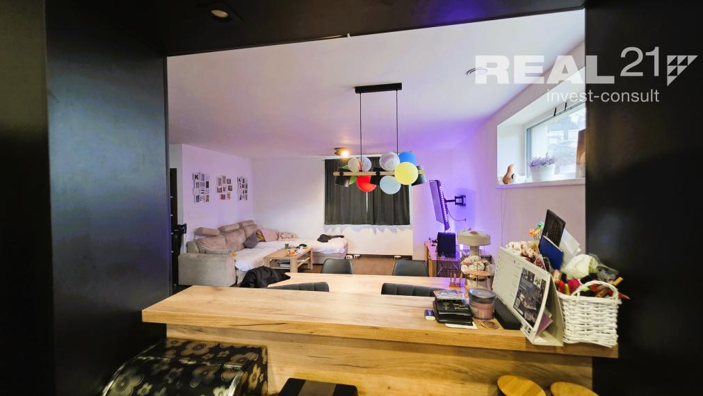 Priestranná novostavba rodinného domu v top lokalite – Považská Bystrica, Jelšové