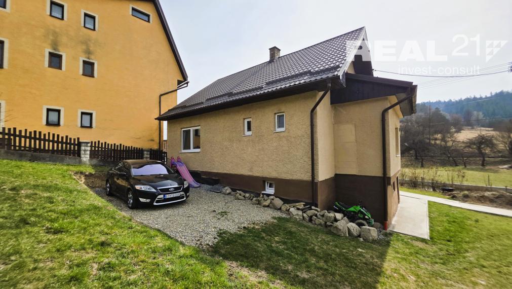 Zrekonštruovaný 3-izbový rodinný dom v obci Lodno pri Kysuckom Novom Meste