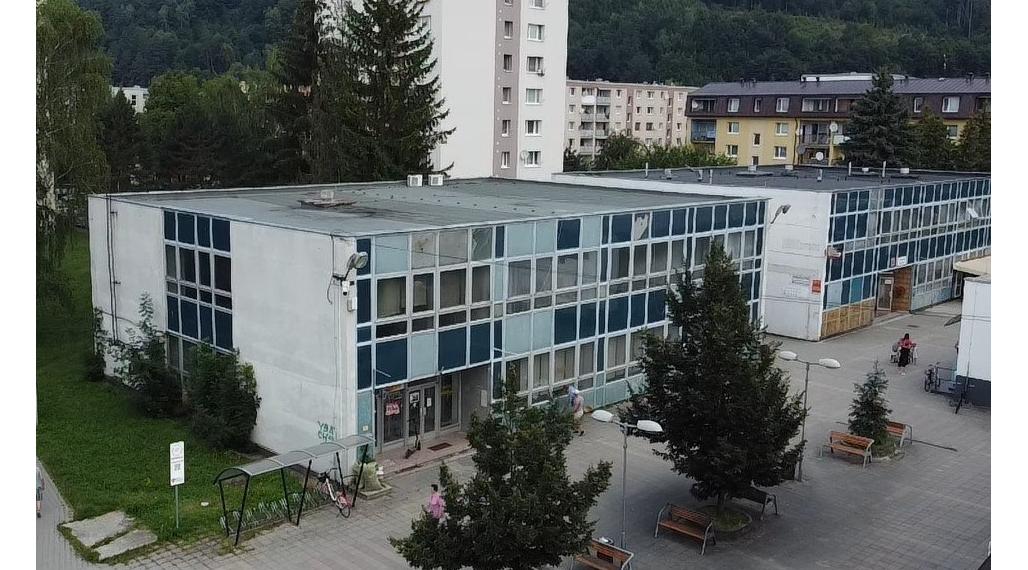Polyfunkčná budova Považská Bystrica