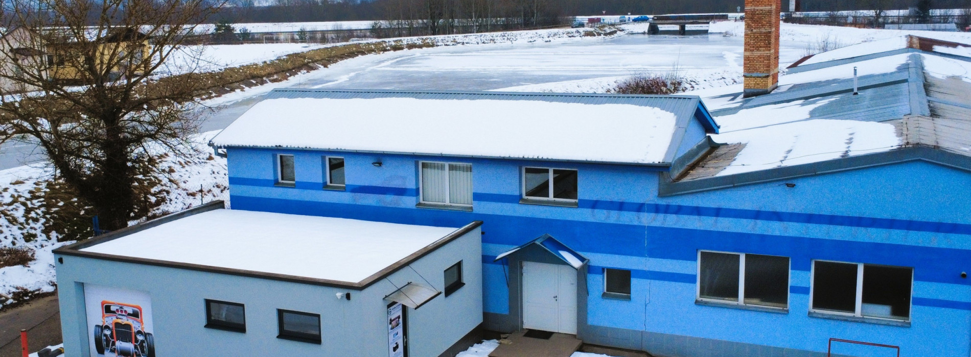 Zaujímavé výrobno - skladové priestory v Podvaží.