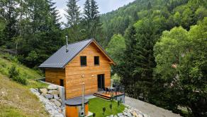 Moderná novostavba rekreačnej chaty v obci Horná Mariková. - fotografia 3