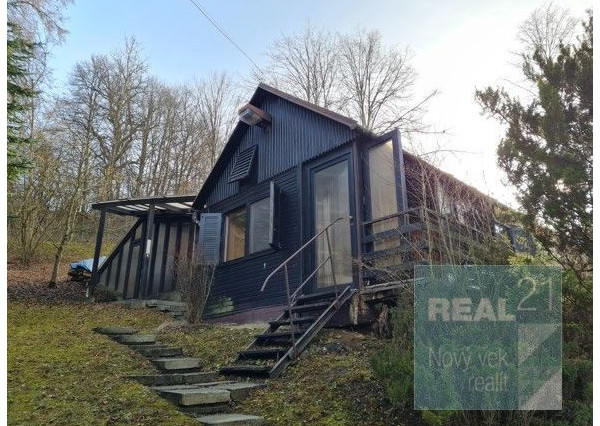 Exkluzívne u nás. Ponúkame na predaj rekreačnú chatu v Považskej Bystrici.