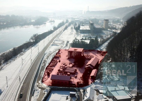 Exkluzívne u nás. Ponúkame na prenájom výrobno-skladový areál nachádzajúci sa v priemyselnej zóne pri ceste na Milochov.