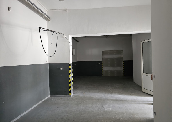 Ponúkame na prenájom výrobno-skladový priestor 107 m2