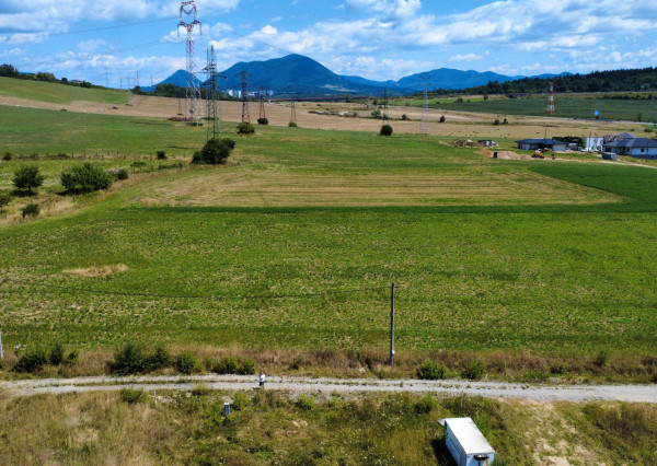 Na predaj lukratívne stavebné pozemky v obci Sverepec.