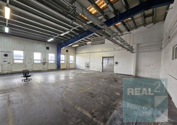 Moderné výrobno-skladové priestory na prenájom Považské Podhradie.