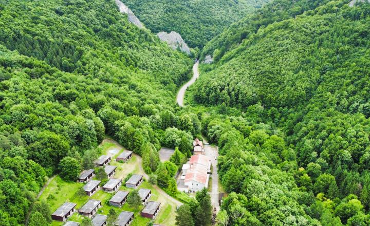 Výnimočná investičná príležitosť. Rekreačný areál pri Mojtíne. - fotografia 22