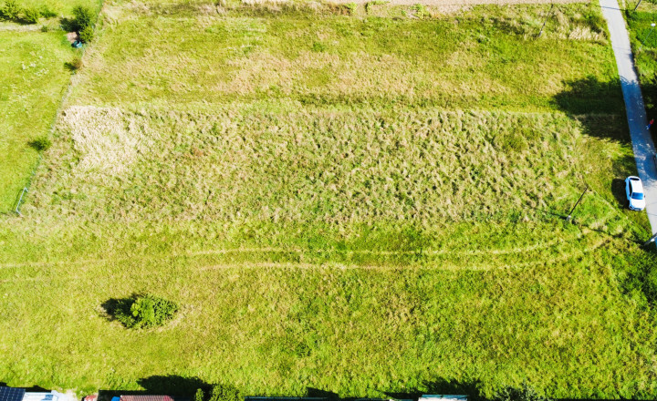 Rezervované! Krásny stavebný pozemok v obci Plevník. 1275m2. - fotografia 3