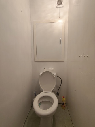REZERVOVANÝ-Ponúkame na prenájom 3 izbový nebytový priestor na sídlisku Hliny. - fotografia 8
