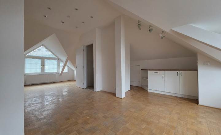Moderné administratívne priestory v centre mesta. Železničná ulica. - fotografia 7