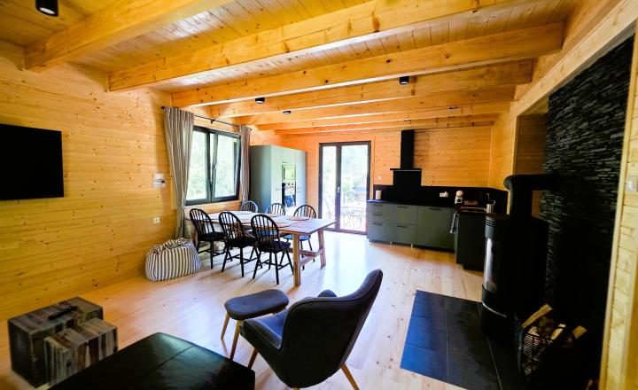 Moderná novostavba rekreačnej chaty v obci Horná Mariková. - fotografia 7