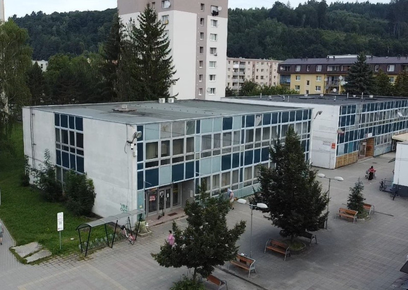 Polyfunkčná budova Považská Bystrica