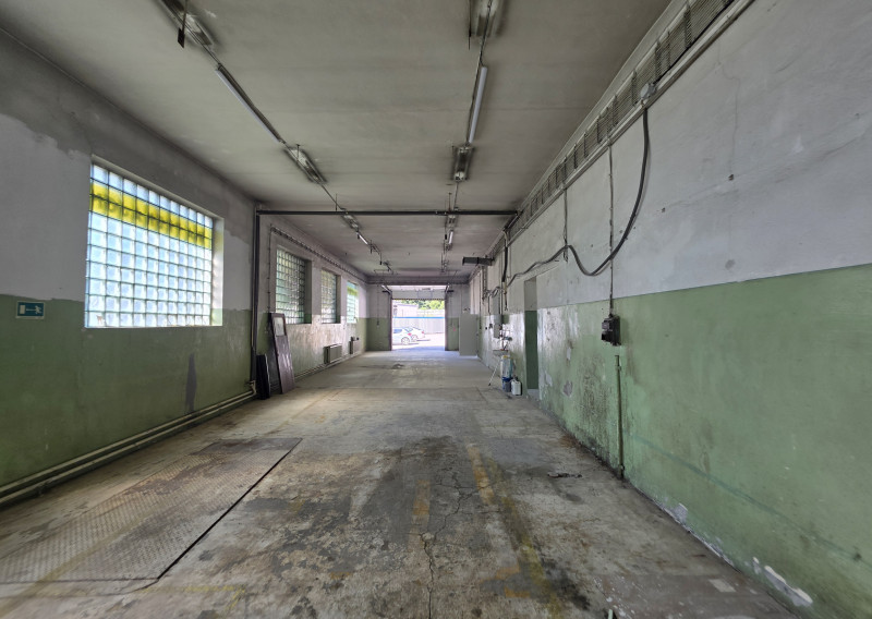 Prenájom výrobnej haly s administratívou – 317 m²